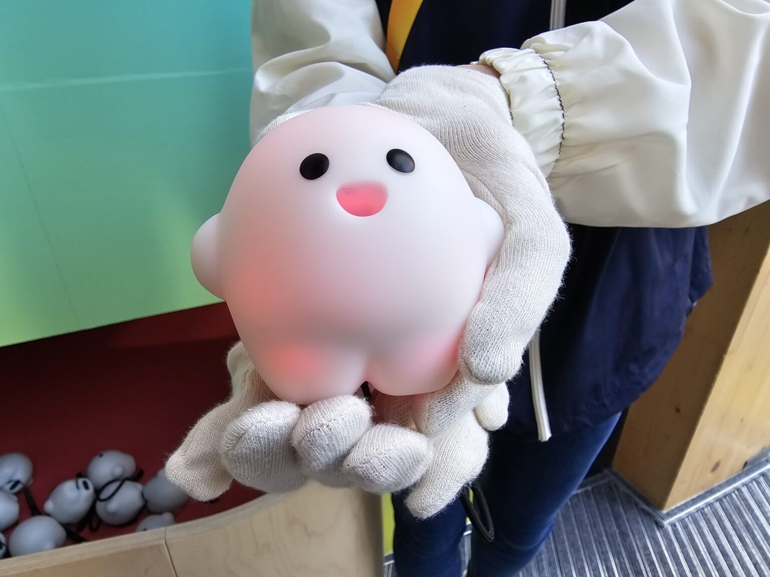 Einer der „Circulars“ – Audio-Guide im „kawaii“-Stil © Sonja Blaschke Einer der „Circulars“ – Audio-Guide im „kawaii“-Stil © Sonja Blaschke