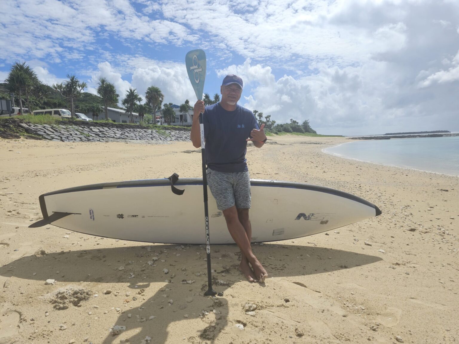 A SUP teacher in Tokunoshima © Sonja Blaschke A SUP teacher in Tokunoshima © Sonja Blaschke